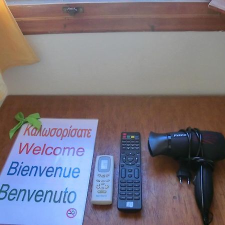 Santorini Camping/Rooms Φηρά Εξωτερικό φωτογραφία
