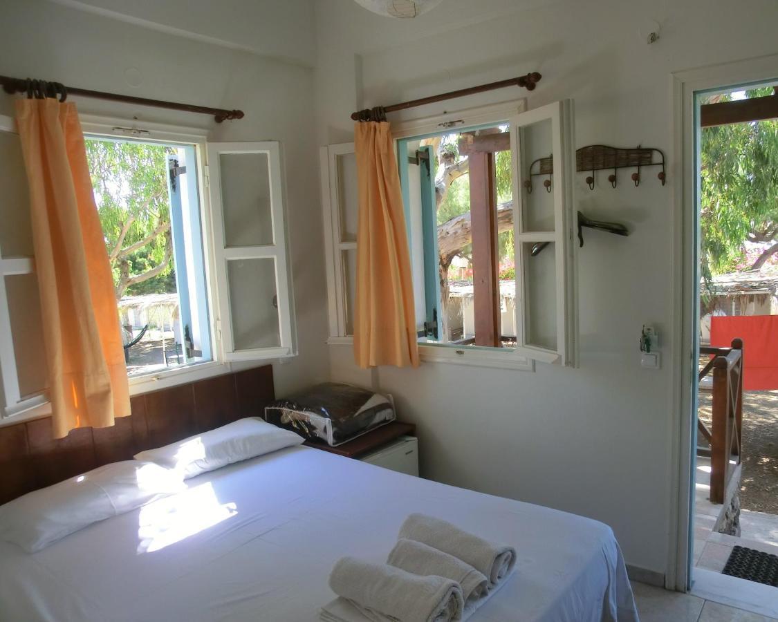 Santorini Camping/Rooms Φηρά Εξωτερικό φωτογραφία